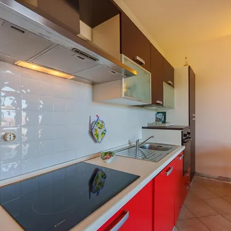 Nespolo Appartement *