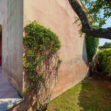 Casa Vacanze Nespolo Apartment Olbia